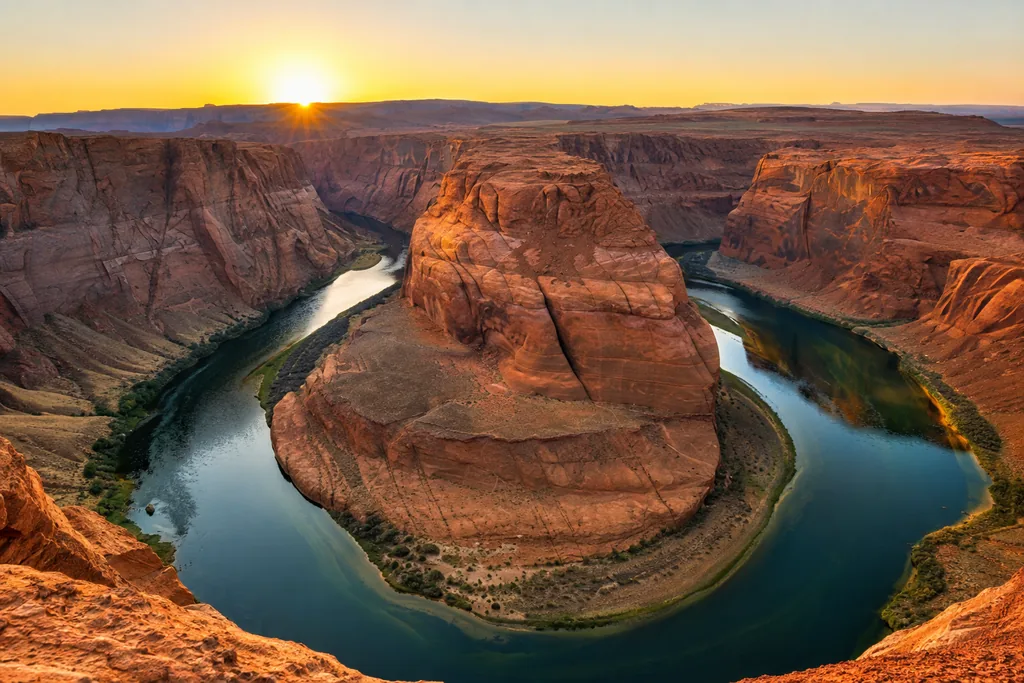 Horseshoe at Sunrise